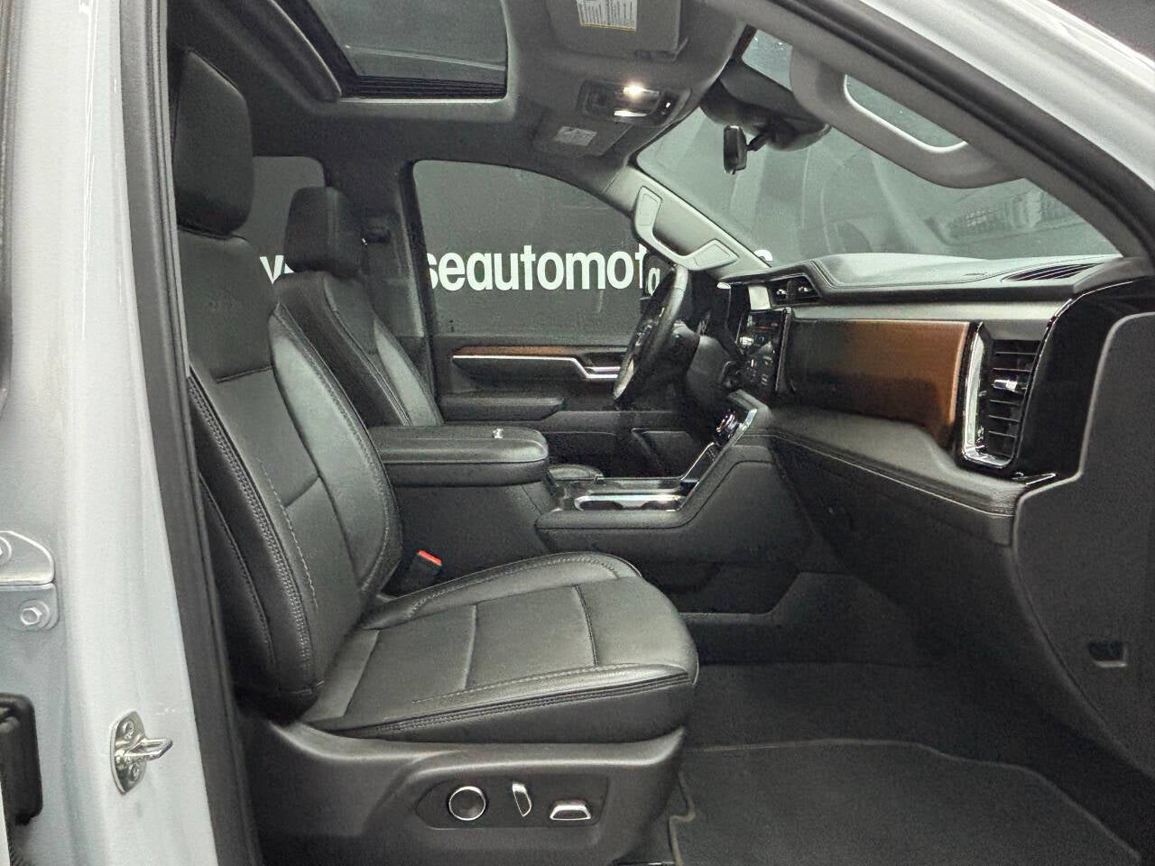 2025 GMC Sierra 3500HD Denali 4x4 4dr Crew Cab LB DRW