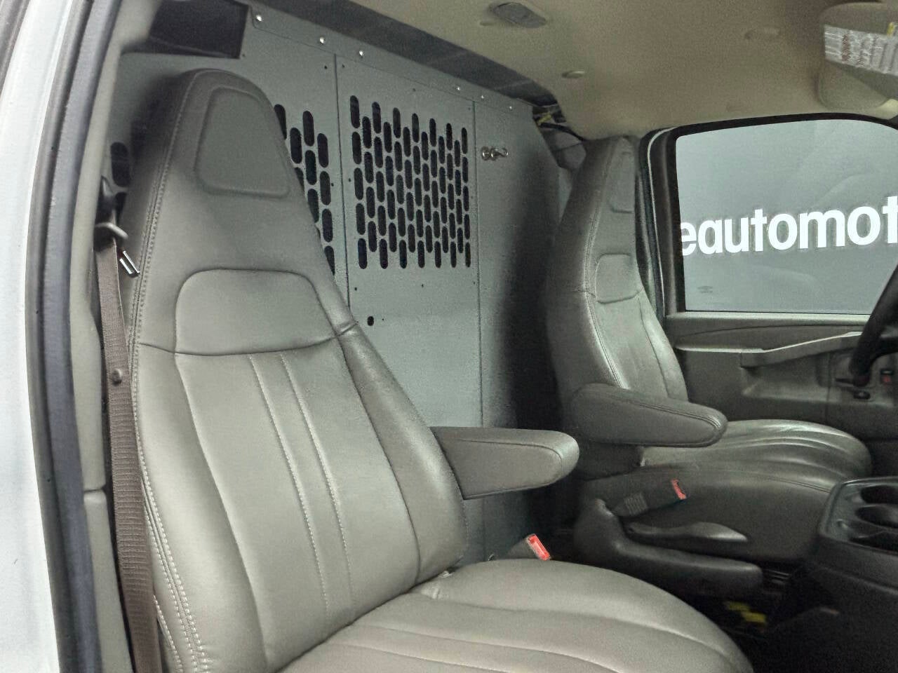 2023 GMC Savana 2500 3dr Extended Cargo Van