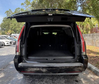 2022 Cadillac Escalade Premium Luxury
