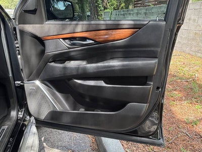 2022 Cadillac Escalade Premium Luxury