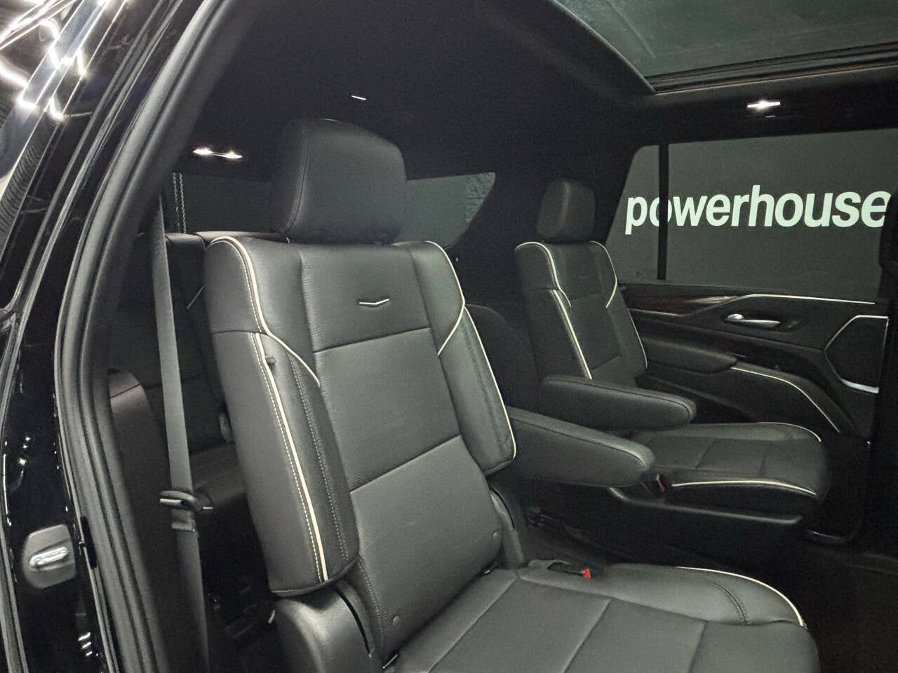 2022 Cadillac Escalade Premium Luxury 4dr SUV