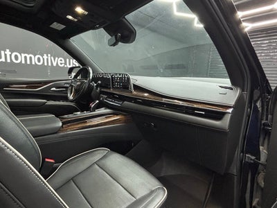 2022 Cadillac Escalade Premium Luxury 4dr SUV