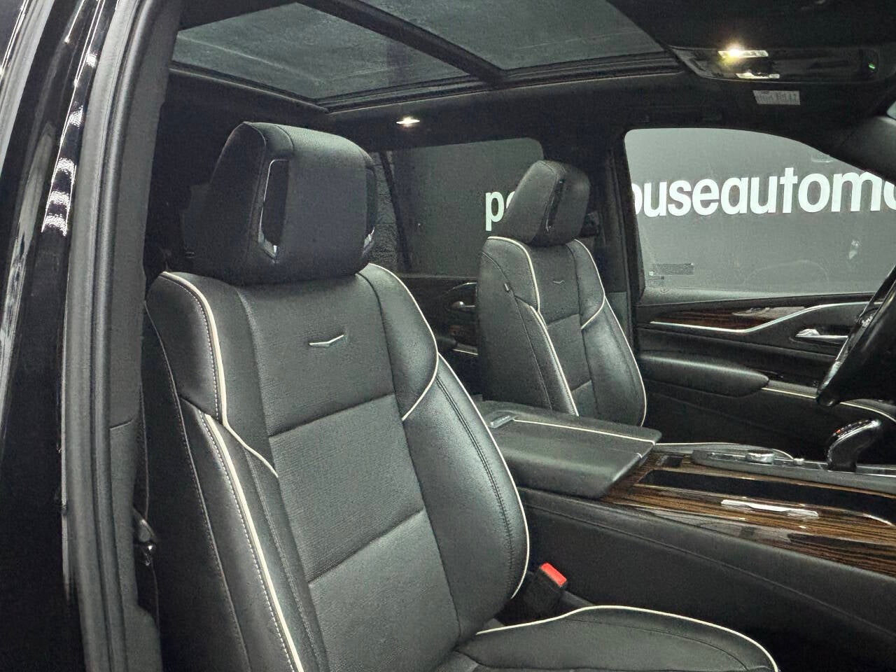 2022 Cadillac Escalade Premium Luxury 4dr SUV