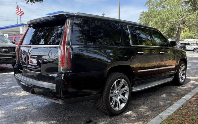 2015 Cadillac Escalade ESV Luxury