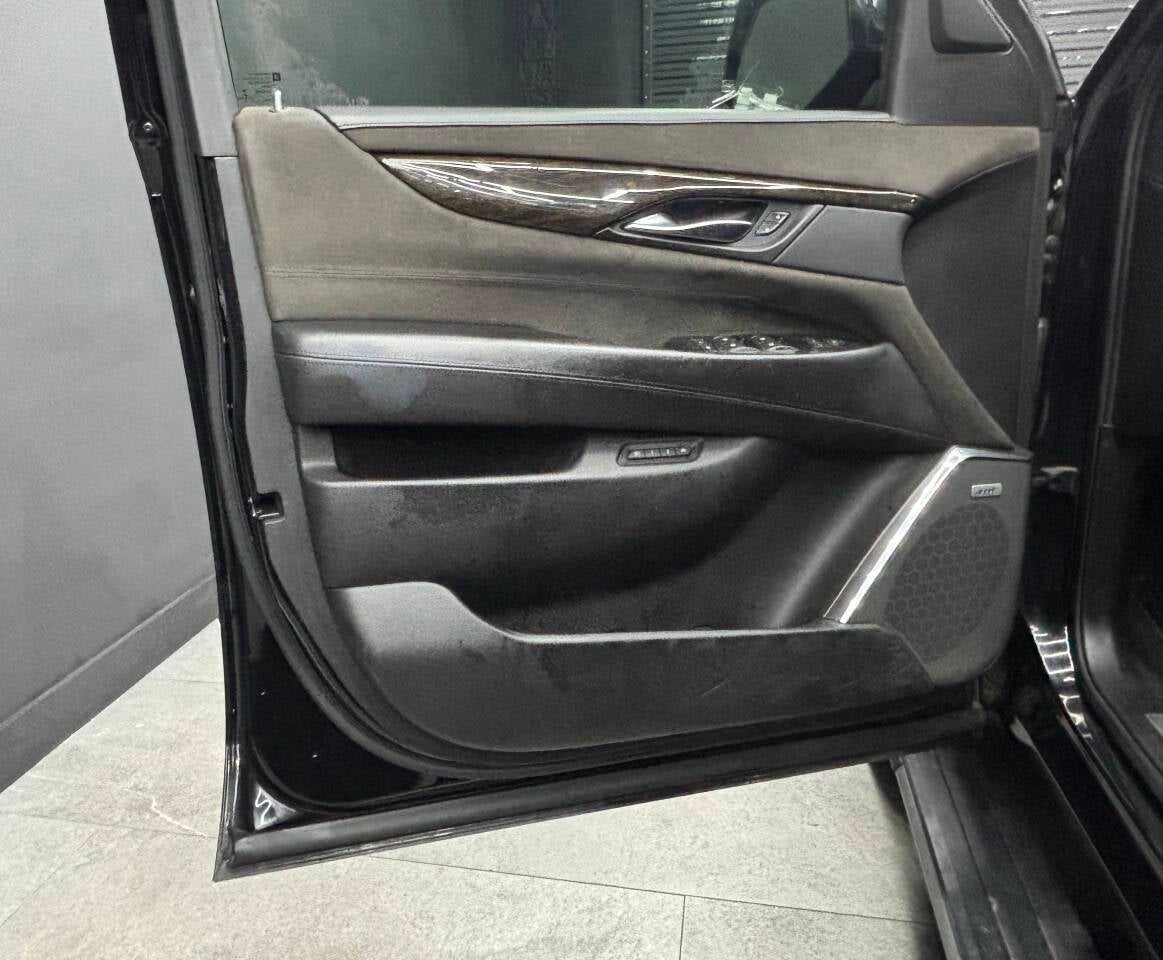 2016 Cadillac Escalade ESV Platinum 4dr SUV