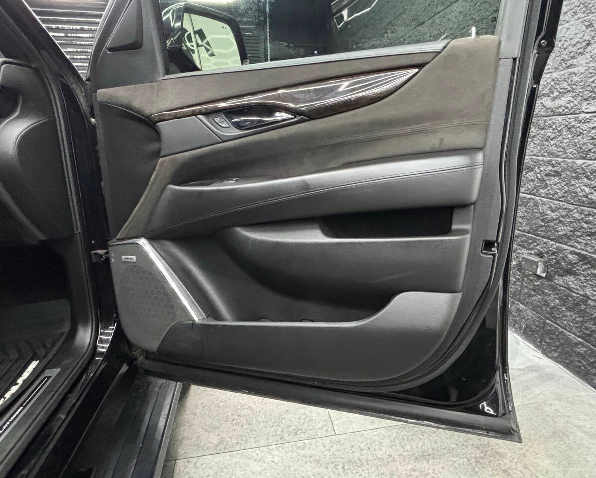 2016 Cadillac Escalade ESV Platinum 4dr SUV