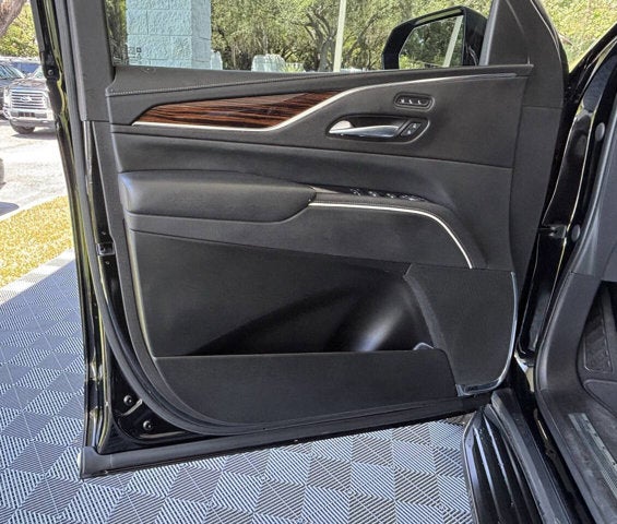 2021 Cadillac Escalade ESV Premium Luxury