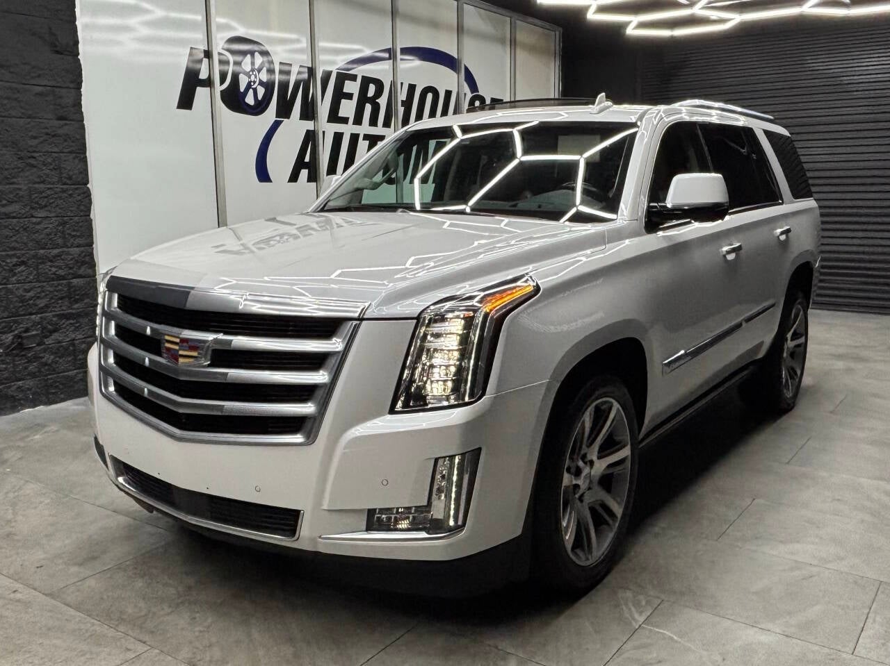 2016 Cadillac Escalade Premium Collection 4X4 4dr SUV