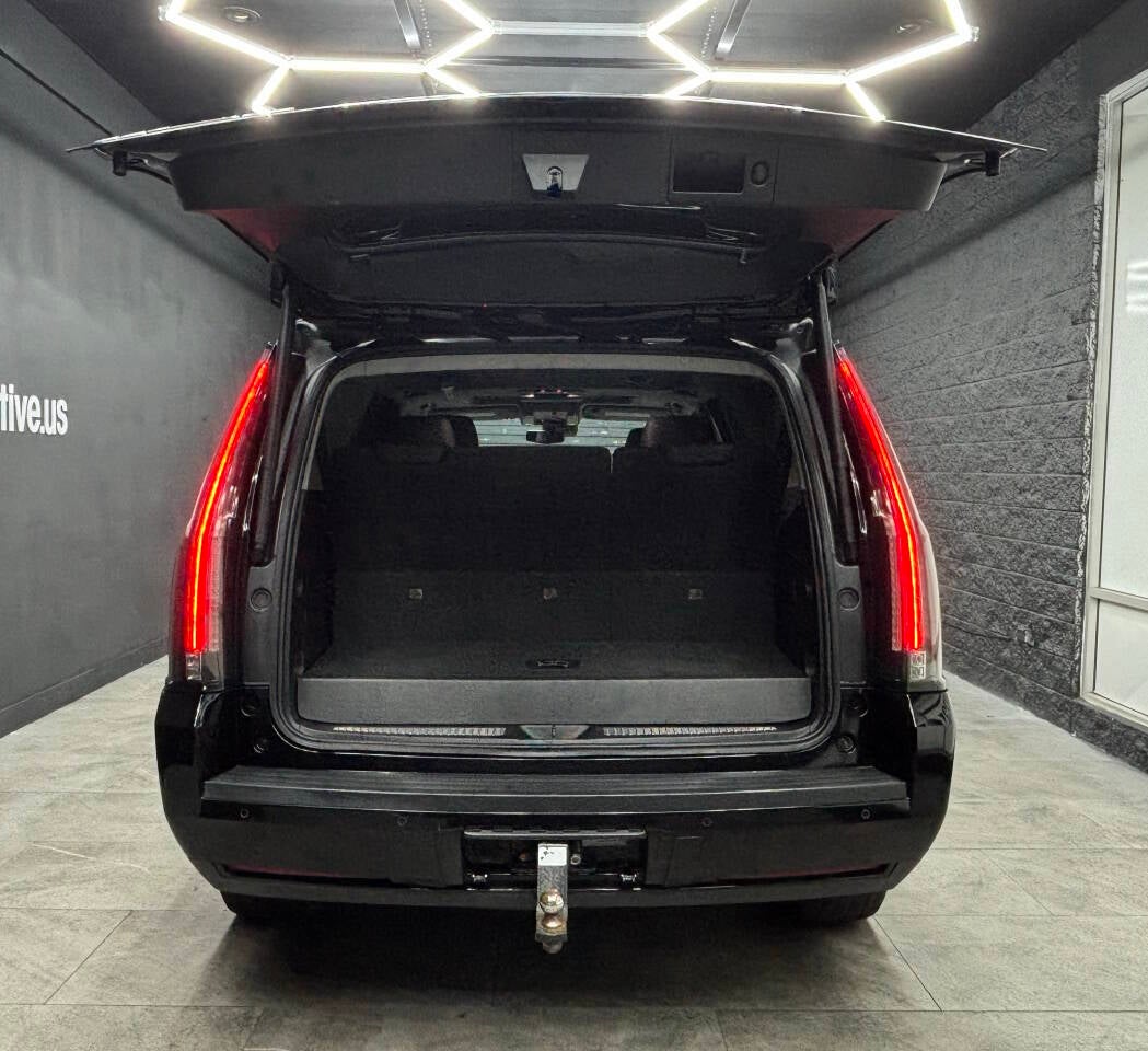 2020 Cadillac Escalade Premium Luxury 4x4 4dr SUV