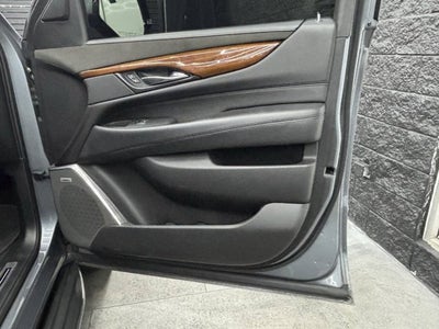 2019 Cadillac Escalade ESV Luxury