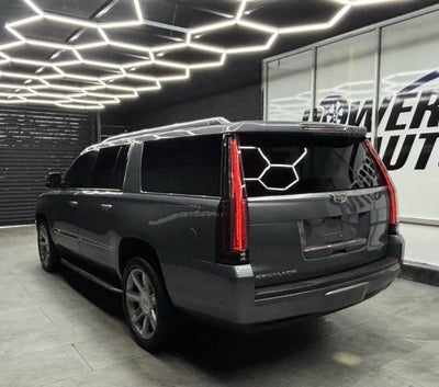 2019 Cadillac Escalade ESV Luxury