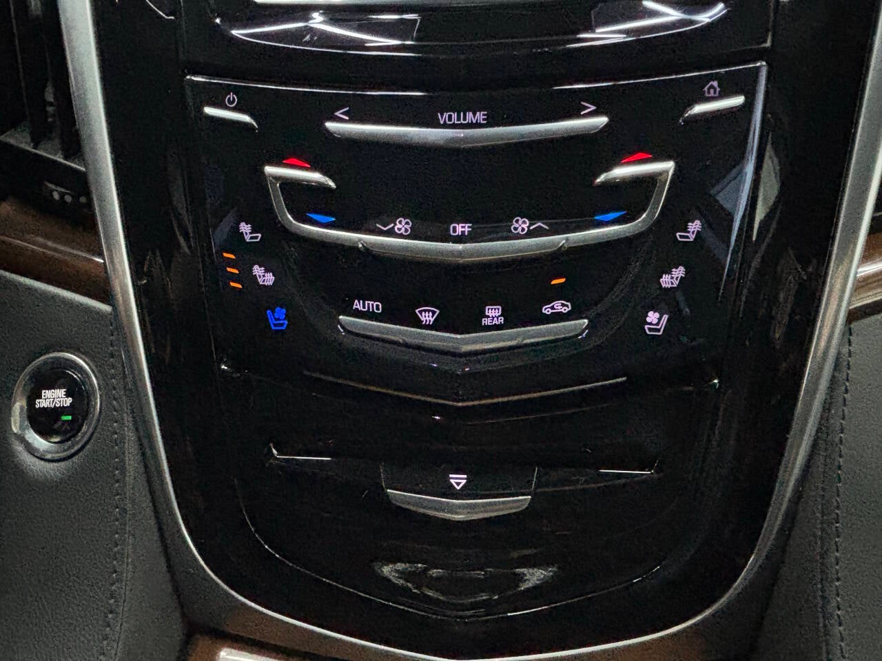 2020 Cadillac Escalade ESV Premium Luxury 4x4 4dr SUV