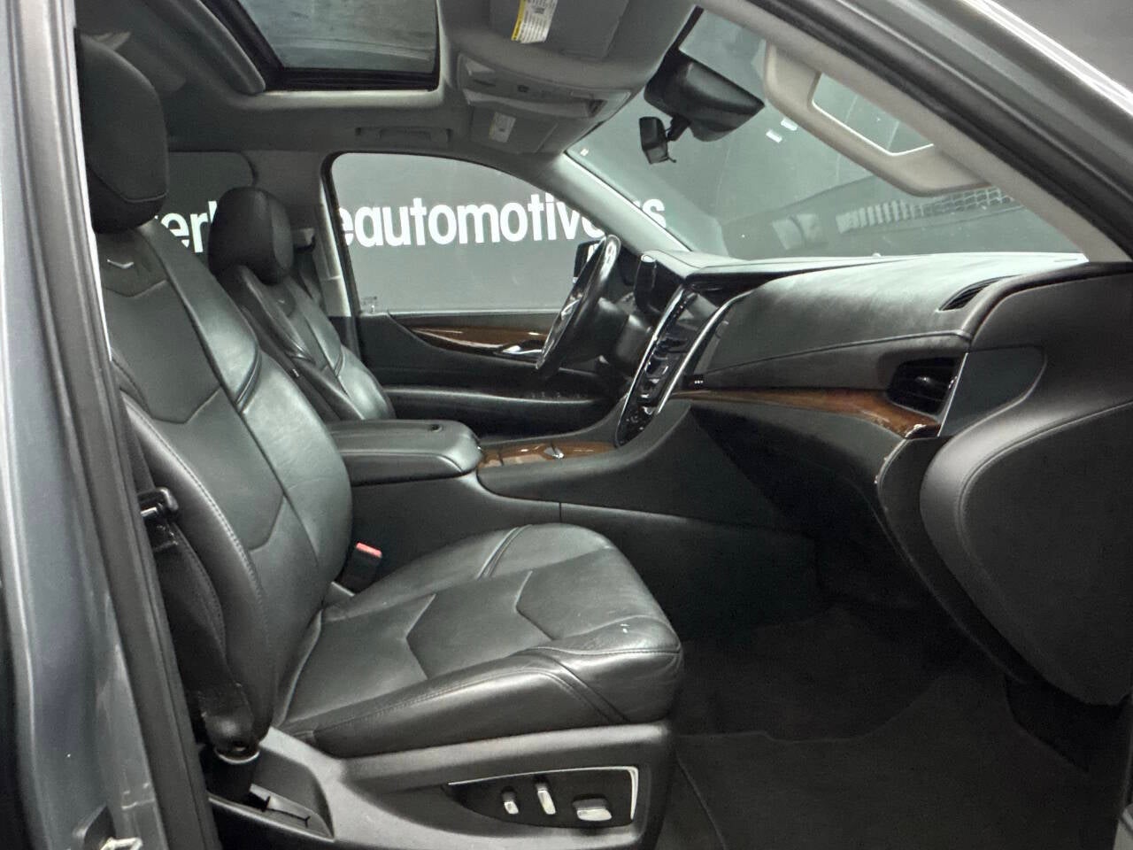 2020 Cadillac Escalade ESV Premium Luxury 4x4 4dr SUV