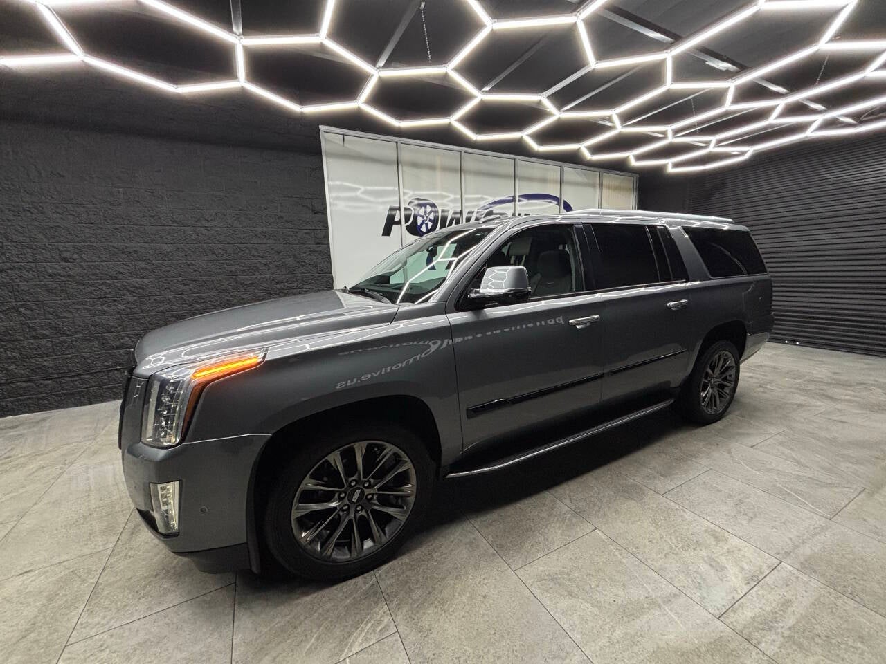 2020 Cadillac Escalade ESV Premium Luxury 4x4 4dr SUV