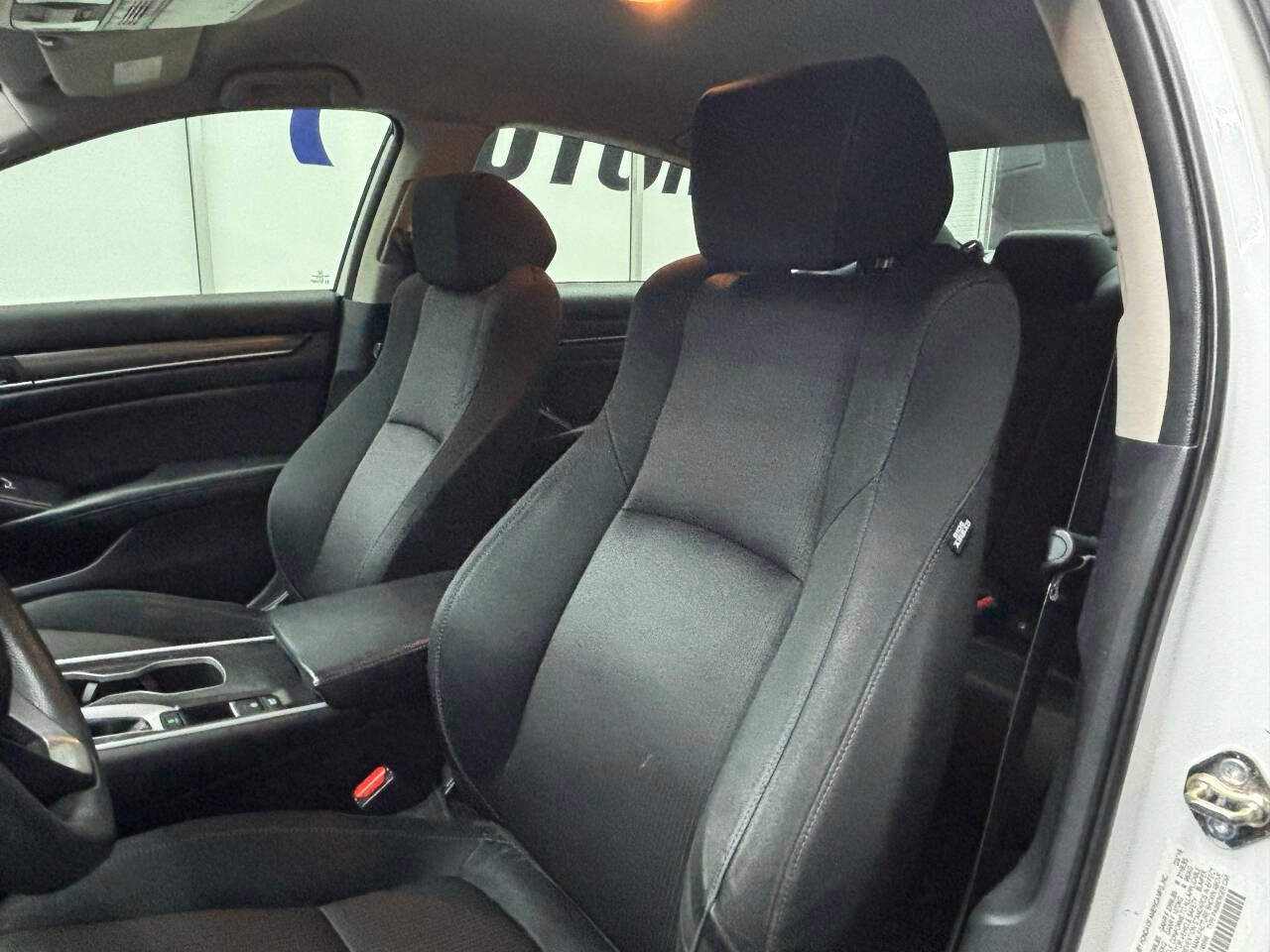 2018 Honda Accord LX 4dr Sedan