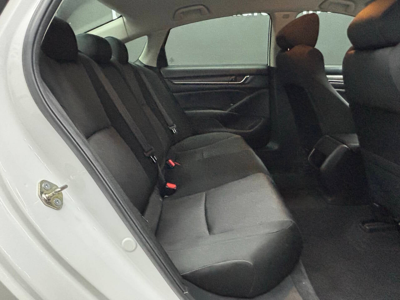 2018 Honda Accord LX 4dr Sedan