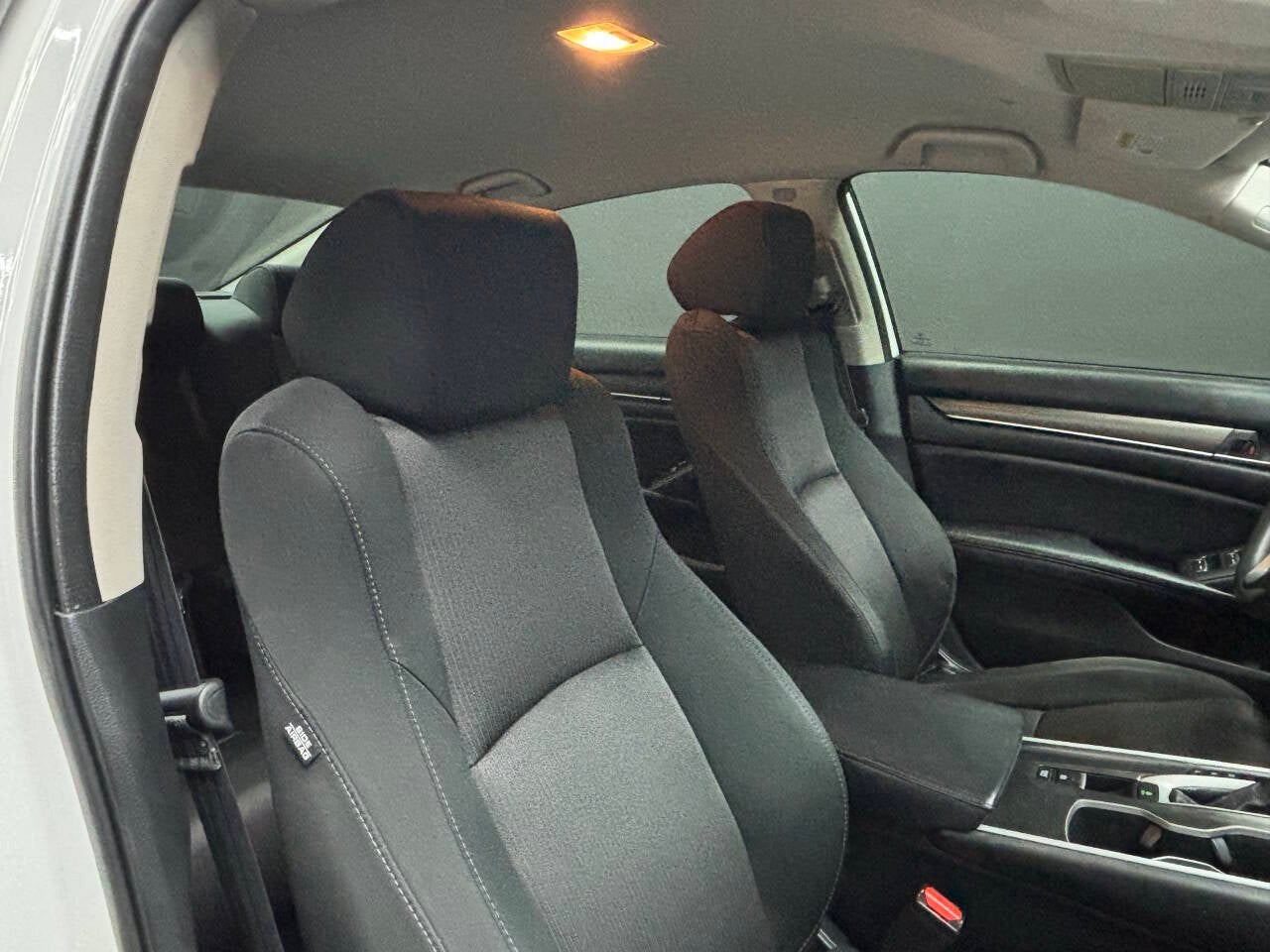 2018 Honda Accord LX 4dr Sedan