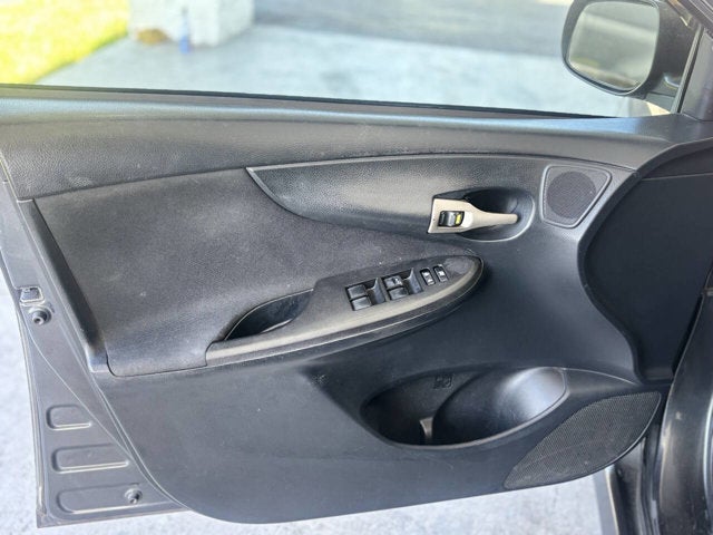 2009 Toyota Corolla S 4dr Sedan 4A