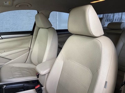 2015 Volkswagen Passat 1.8T Limited Edition 4dr Sedan