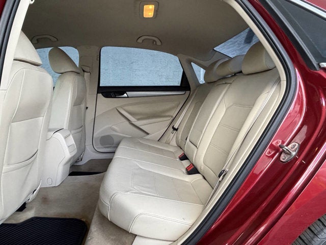 2015 Volkswagen Passat 1.8T Limited Edition 4dr Sedan