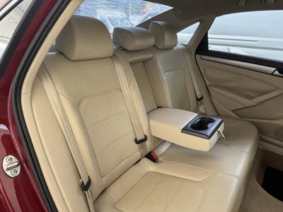 2015 Volkswagen Passat 1.8T Limited Edition 4dr Sedan