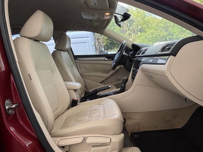 2015 Volkswagen Passat 1.8T Limited Edition 4dr Sedan