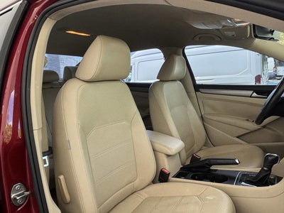 2015 Volkswagen Passat 1.8T Limited Edition 4dr Sedan