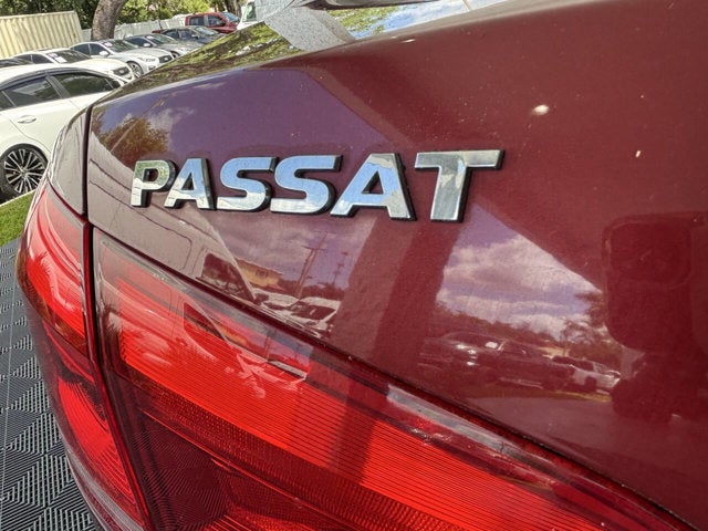 2015 Volkswagen Passat 1.8T Limited Edition 4dr Sedan
