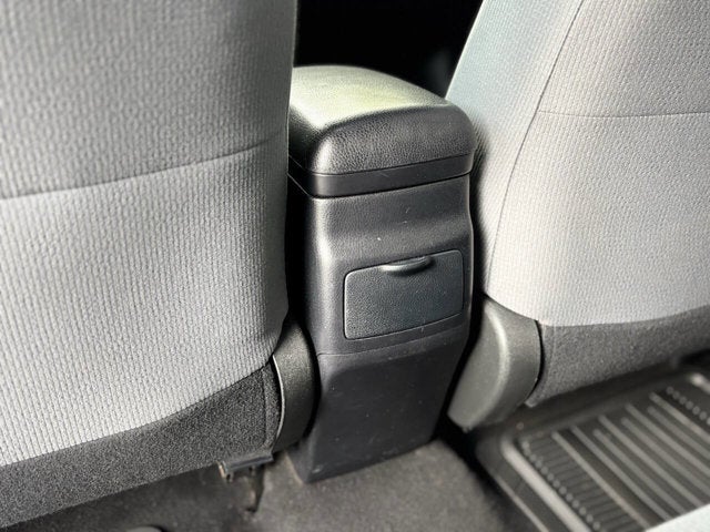 2015 Toyota Corolla L 4dr Sedan 4A