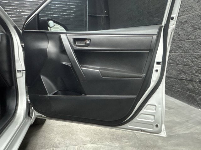 2015 Toyota Corolla L 4dr Sedan 4A