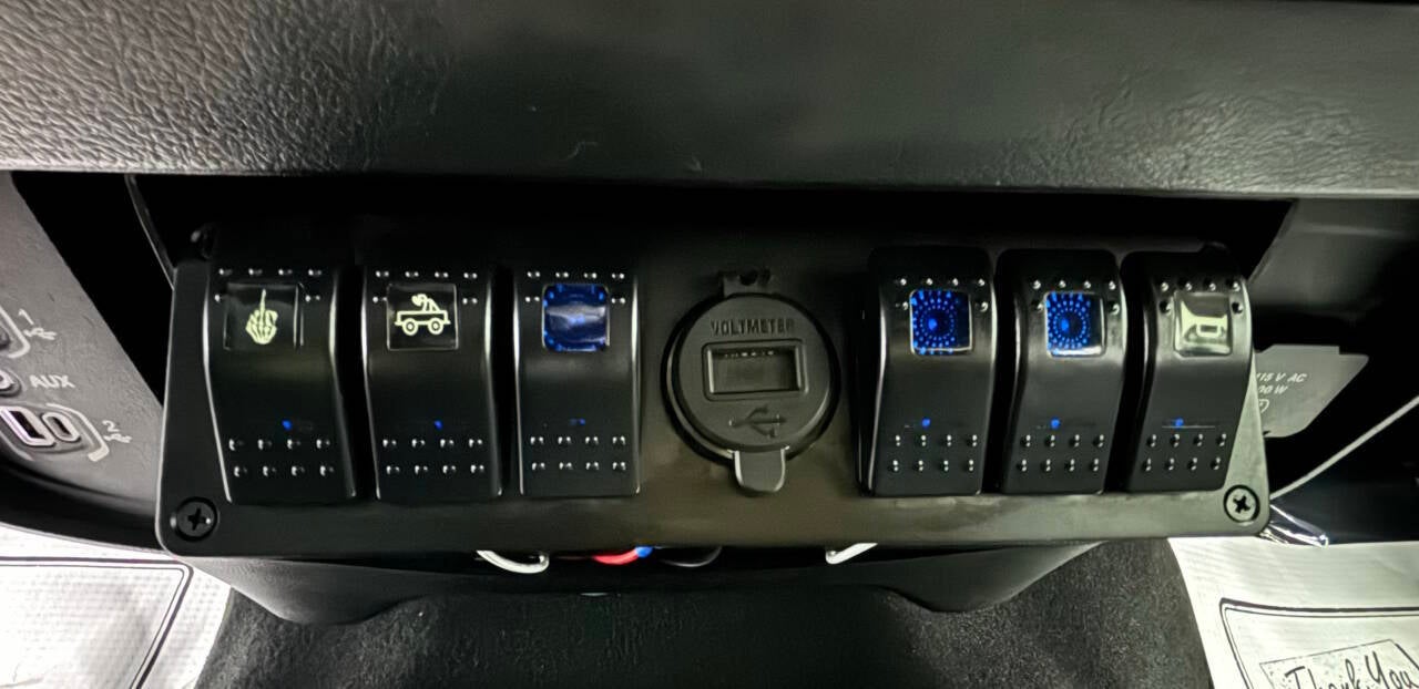 2021 RAM 3500 Tradesman 4x4 4dr Crew Cab 8 ft. LB DRW Pickup