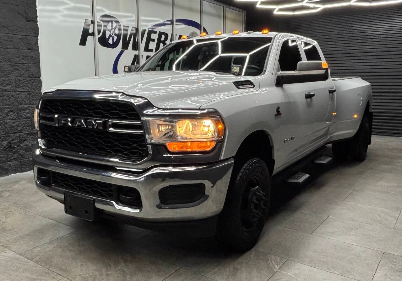 2021 RAM 3500 Tradesman 4x4 4dr Crew Cab 8 ft. LB DRW Pickup