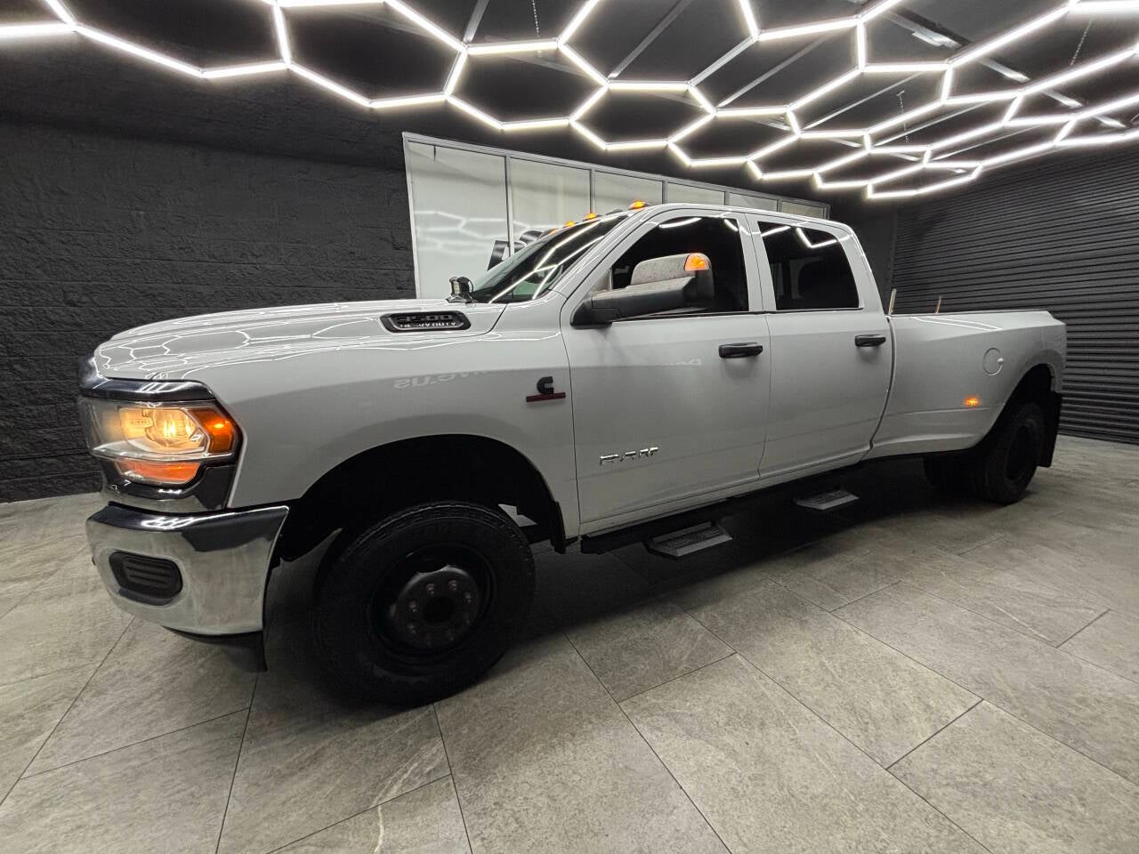 2021 RAM 3500 Tradesman 4x4 4dr Crew Cab 8 ft. LB DRW Pickup