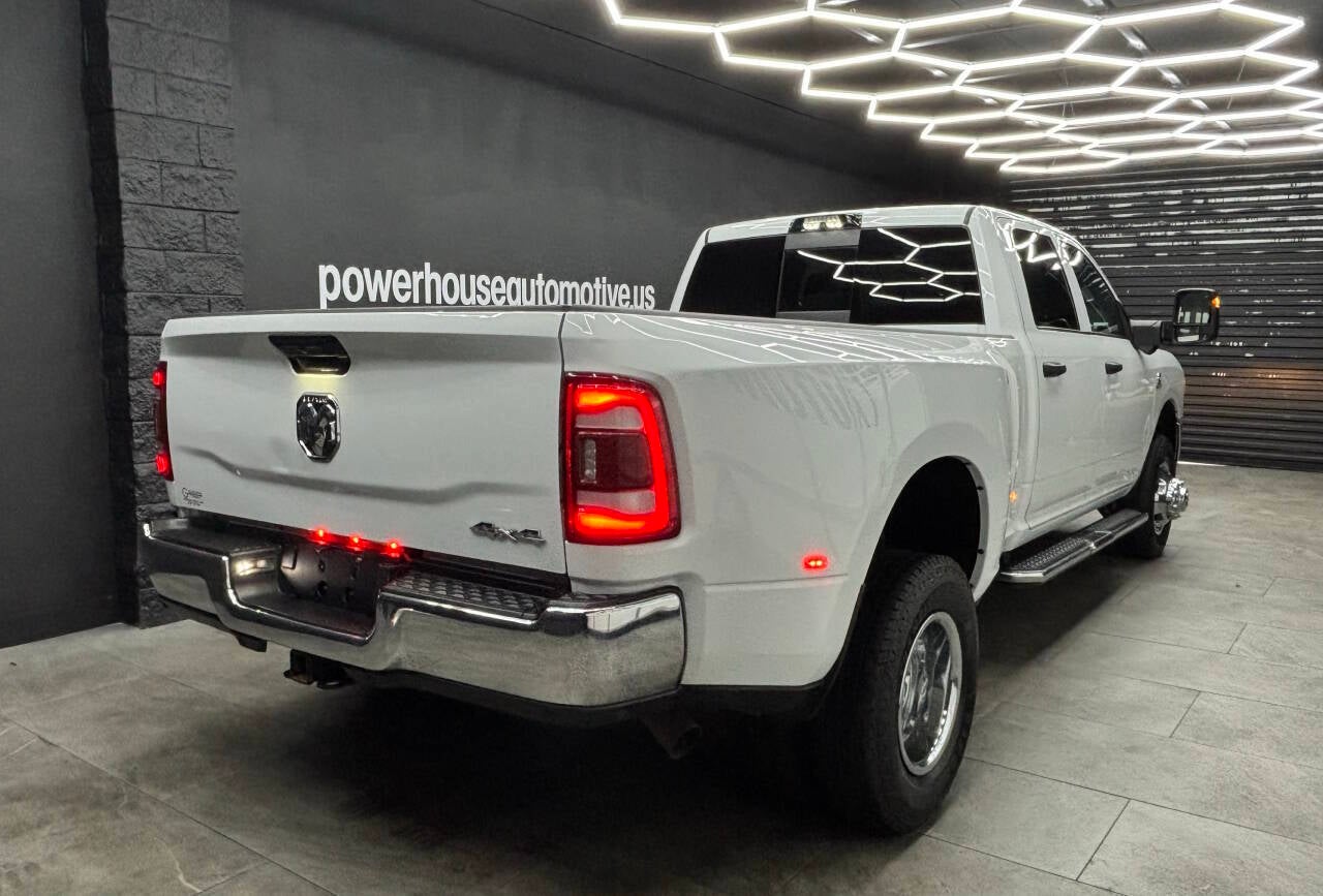 2024 RAM 3500 Tradesman 4x4 4dr Crew Cab 8 ft. LB DRW Pickup