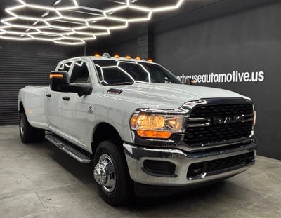 2024 RAM 3500 Tradesman 4x4 4dr Crew Cab 8 ft. LB DRW Pickup