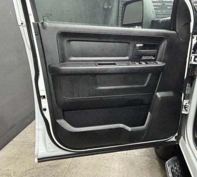 2024 RAM 3500 Tradesman 4x4 4dr Crew Cab 8 ft. LB DRW Pickup