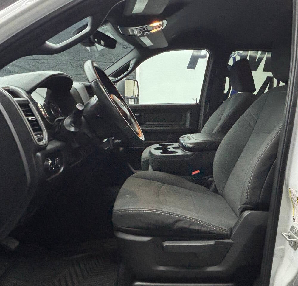 2024 RAM 3500 Tradesman 4x4 4dr Crew Cab 8 ft. LB DRW Pickup