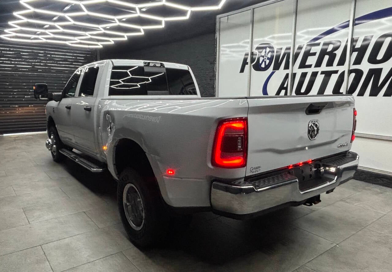 2024 RAM 3500 Tradesman 4x4 4dr Crew Cab 8 ft. LB DRW Pickup