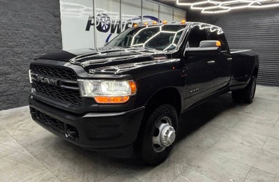 2022 RAM 3500 Tradesman 4x4 4dr Crew Cab 8 ft. LB DRW Pickup