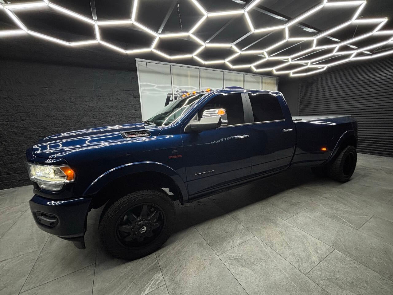 2020 RAM 3500 Laramie Longhorn 4x4 4dr Crew Cab 8 ft. LB DRW Pickup
