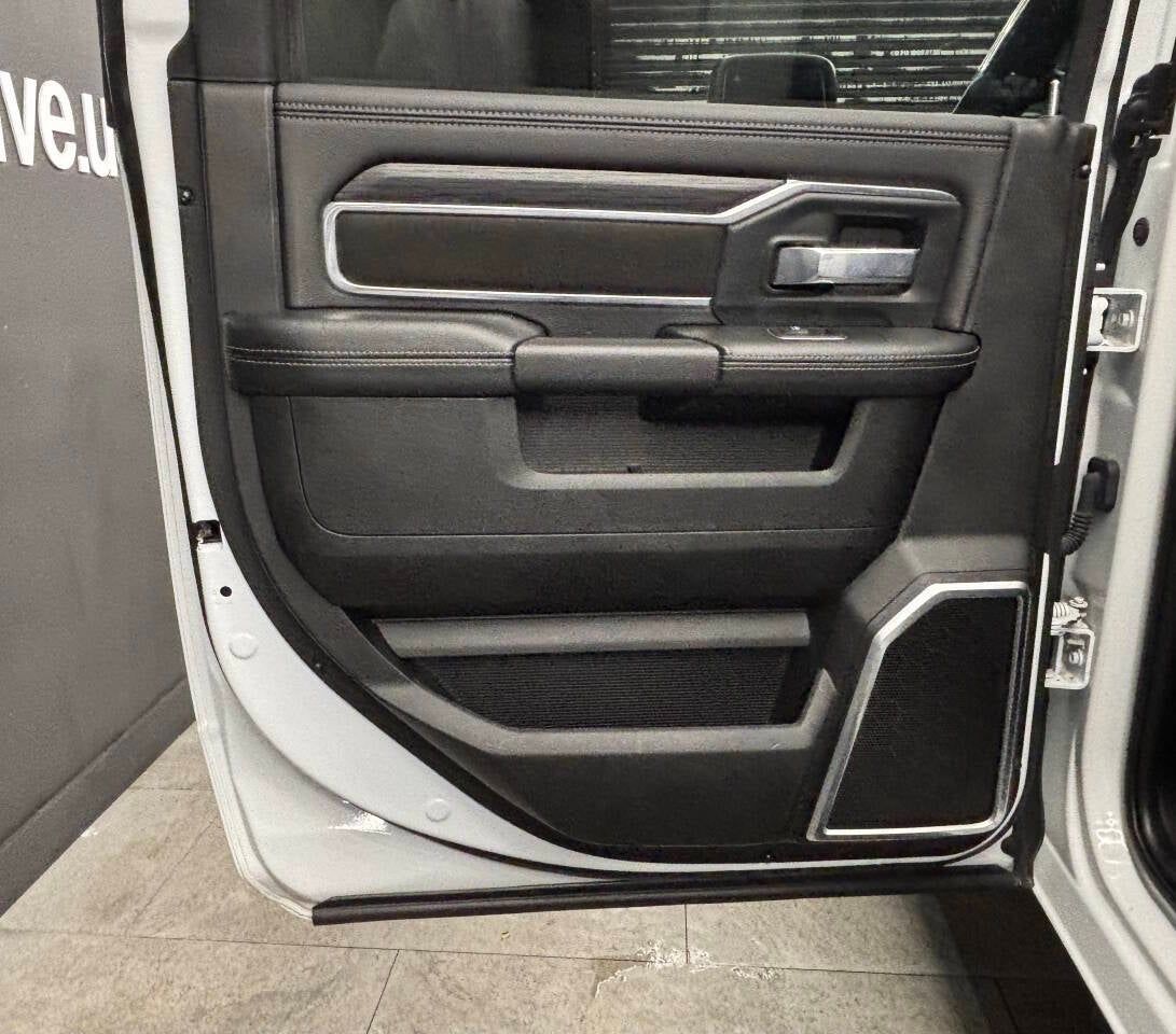 2024 RAM 2500 Laramie 4x4 4dr Crew Cab 6.3 ft. SB Pickup