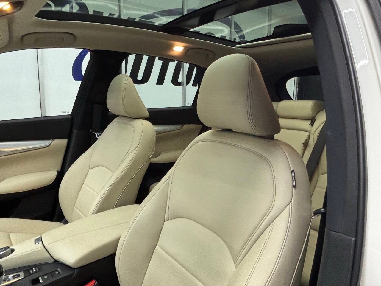 2019 INFINITI QX50 Luxe 4dr Crossover