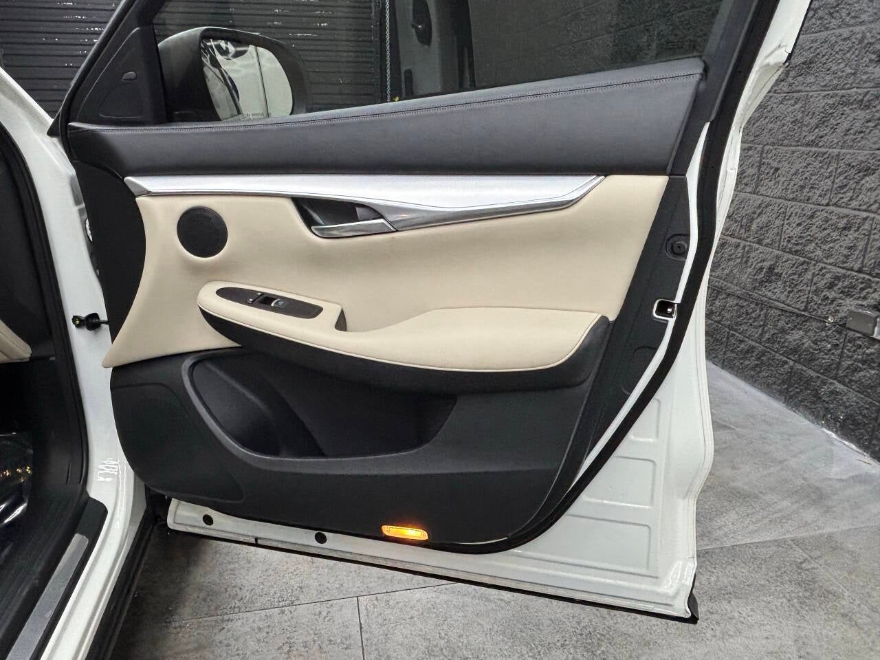 2019 INFINITI QX50 Luxe 4dr Crossover