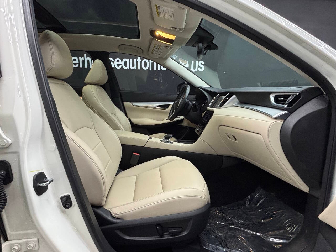 2019 INFINITI QX50 Luxe 4dr Crossover