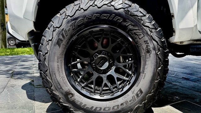 2021 Toyota Tacoma 2WD SR5 V6 4x2 4dr Double Cab 5.0 ft SB