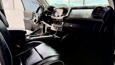 2021 Toyota Tacoma 2WD SR5 V6 4x2 4dr Double Cab 5.0 ft SB