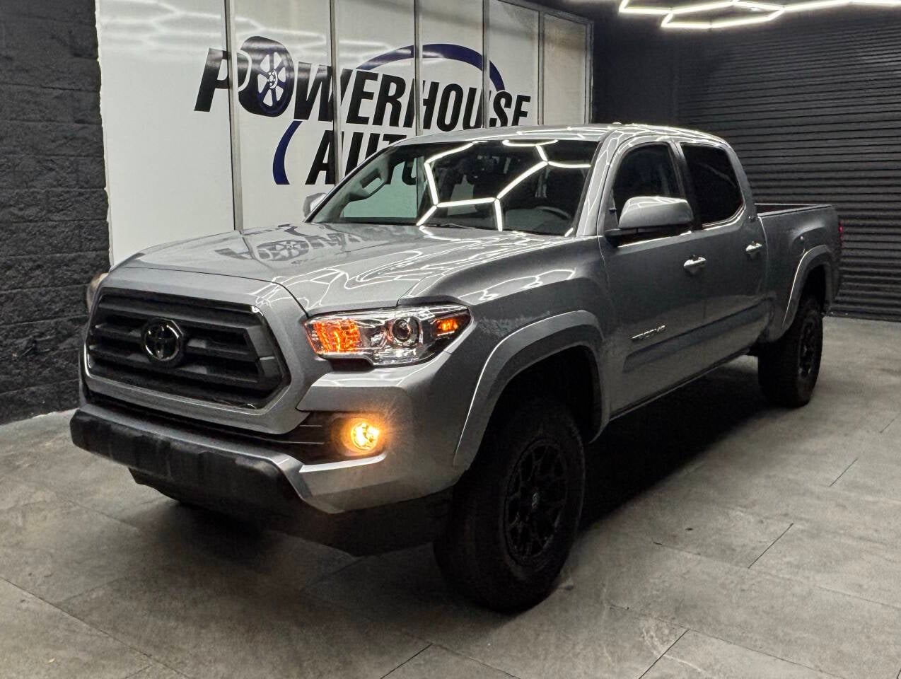 2020 Toyota Tacoma SR5 V6 4x2 4dr Double Cab 6.1 ft LB