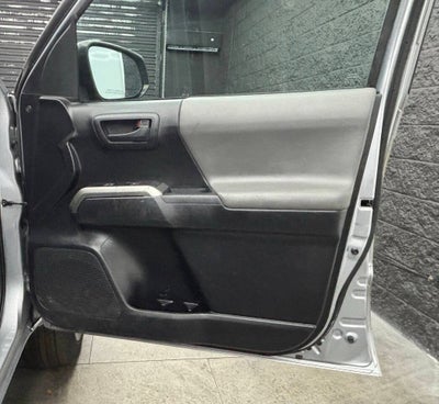 2020 Toyota Tacoma SR5 V6 4x2 4dr Double Cab 6.1 ft LB