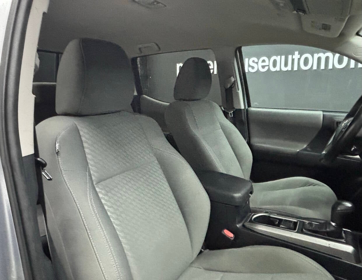 2020 Toyota Tacoma SR5 V6 4x2 4dr Double Cab 6.1 ft LB