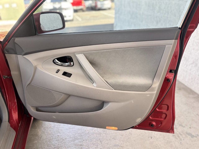 2009 Toyota Camry LE 4dr Sedan 5A